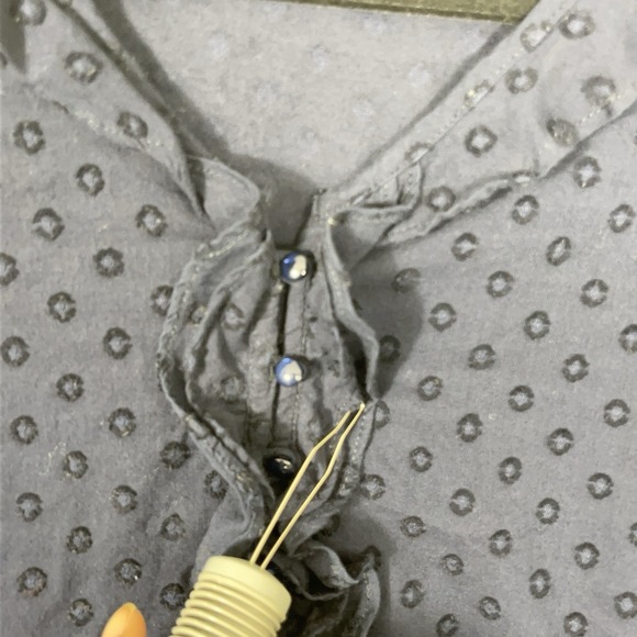 Talbots L Popover Blouse Navy Cotton 3/4 Sleeve Textured Office Minimalist - Picture 2 of 8